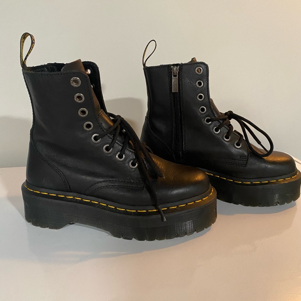 Dr. Martin Jadon III platform boot